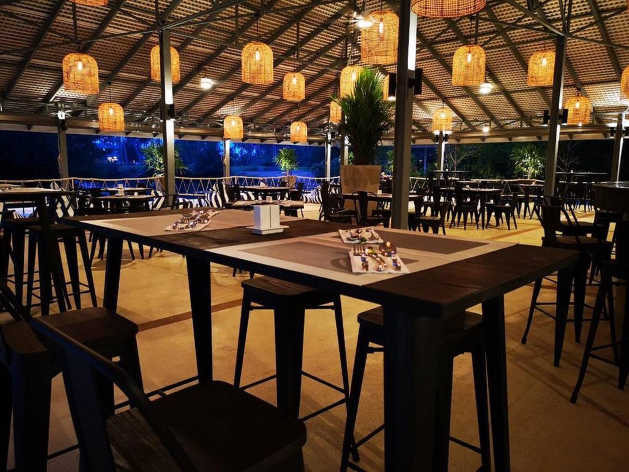 มารีน่า แซนด์ รีสอร์ต โรงแรม เกาะช้าง